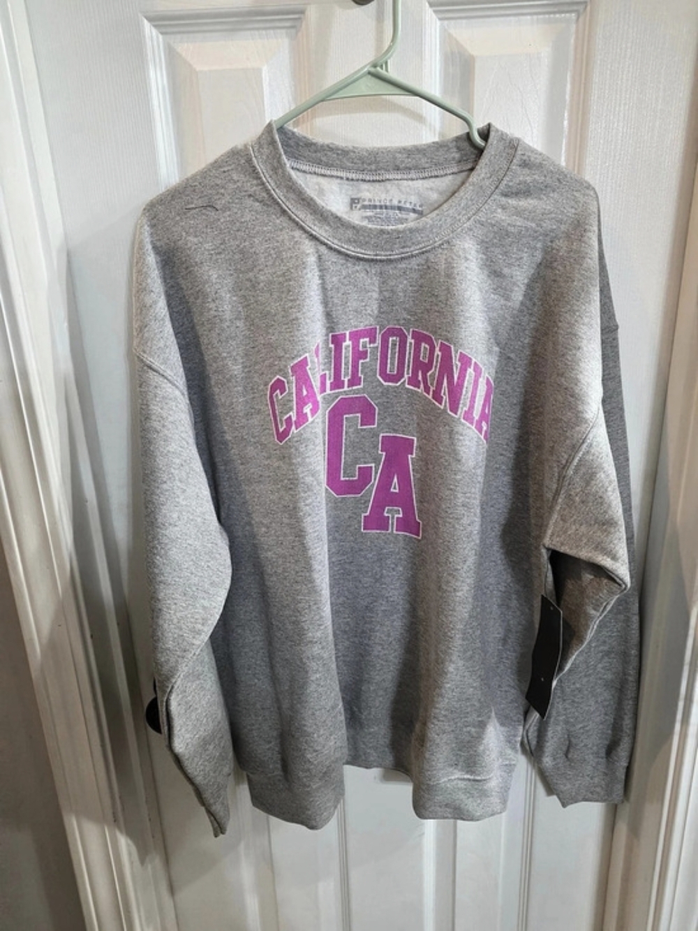 Prince Peter California CA sweatshirt Graphic Sweatshirt in Gray & Pink Size